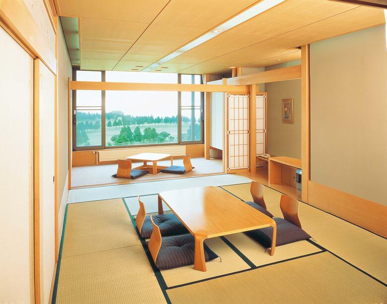 Hakone Yunohana Onsen Hotel