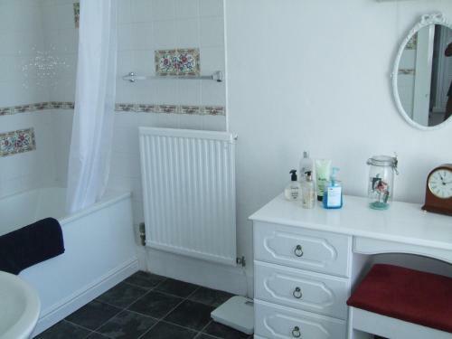 Hostal Bluebells Guest House
