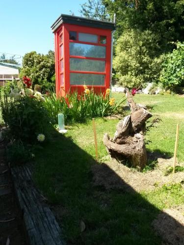 Kowhai Cottage