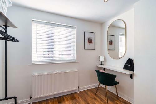 Apartamento Charming & Central Apt W/ Garden & Free Parking