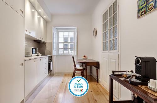 Apartamento Casa Das Arcadas, Com Free Garagem - Pra�a De Giraldo