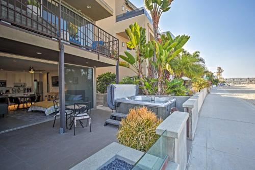Apartamento Bayfront Getaway On Boardwalk With Hot Tub!