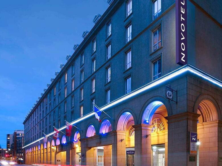 Hotel Novotel Toronto Center