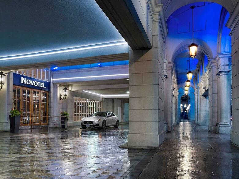 Hotel Novotel Toronto Center