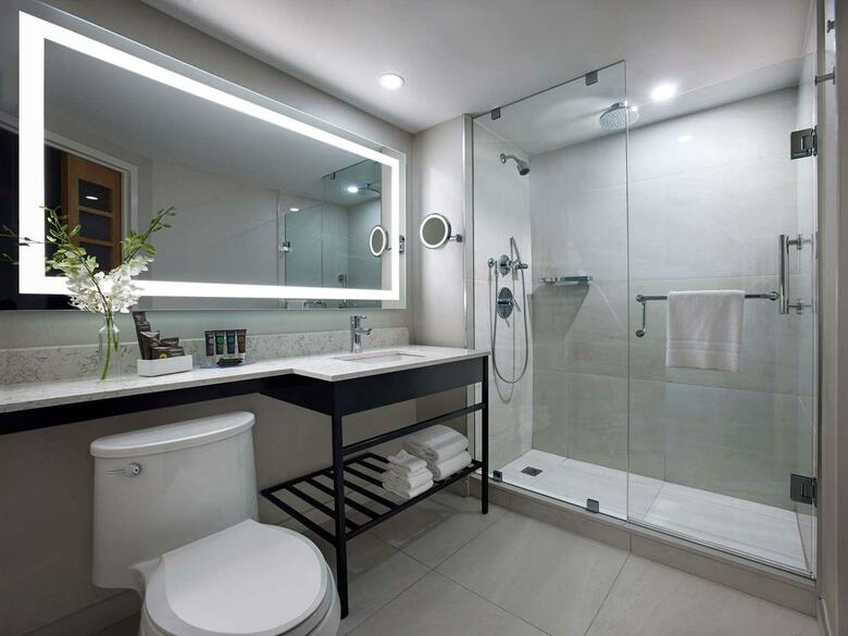 Hotel Novotel Toronto Center