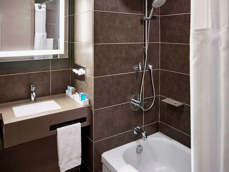 Hotel Novotel Toronto North York