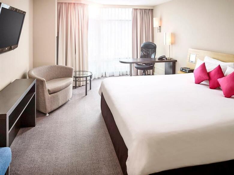 Hotel Novotel Toronto North York