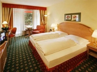 Alpine City Wellness Hotel Dominik