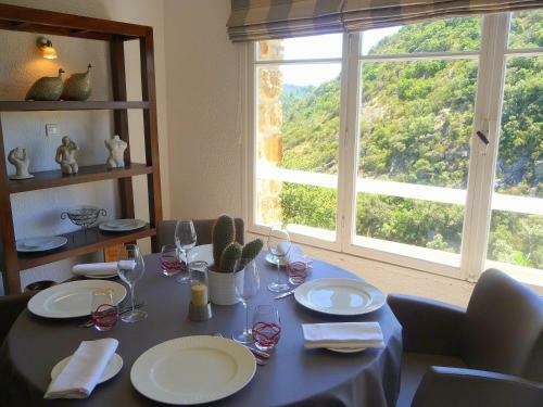 Hotel H�tel Les 3 Barbus