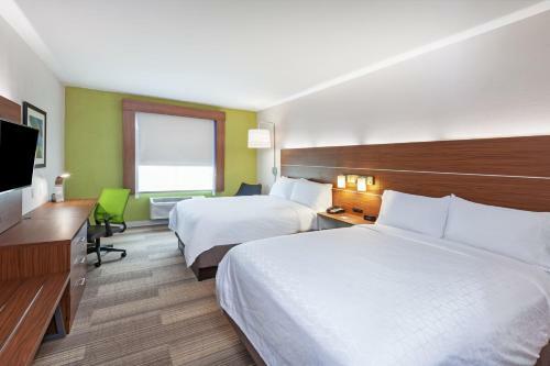 Holiday Inn Express Hotel And Suites Orange