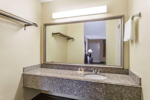 Motel Days Inn Orange