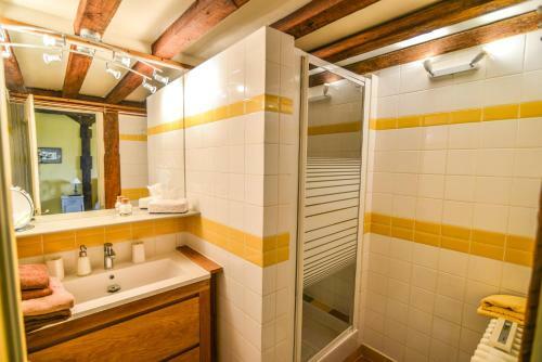 Bed & Breakfast Charmilles Des Cordeliers