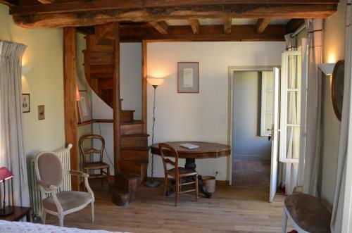 Bed & Breakfast Charmilles Des Cordeliers