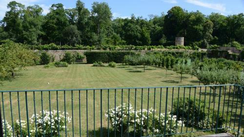 Bed & Breakfast Charmilles Des Cordeliers