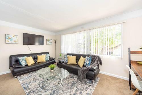 Apartamento Bright Stylish 2br With Pool Gym-15mins To Beach