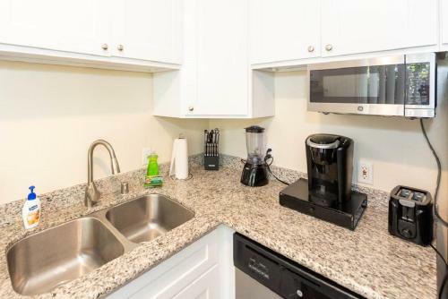 Apartamento Bright Stylish 2br With Pool Gym-15mins To Beach