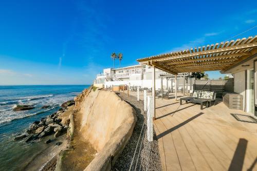 Sunset Cliffs Escape #2