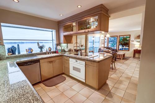 La Palma Sanctuary Unit #10