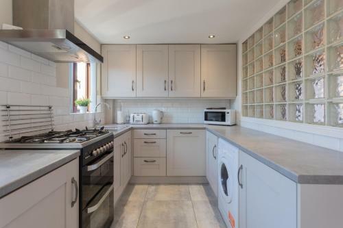 New Modern City Centre Apartment