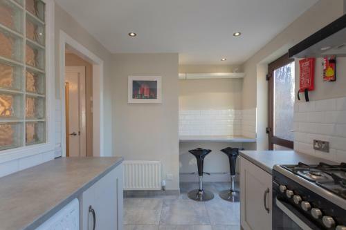New Modern City Centre Apartment