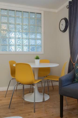 New Modern City Centre Apartment
