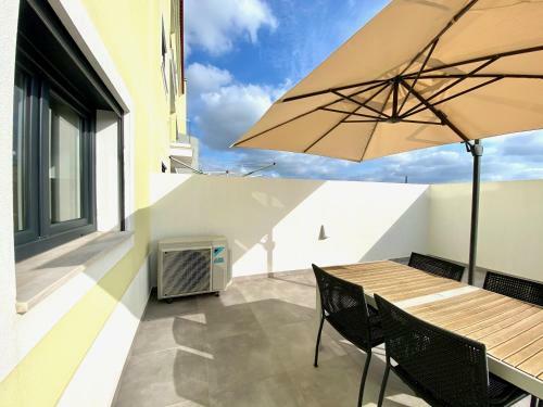 The Sunny Dune - Luxury Apartment W/ Pool & Private Terrace