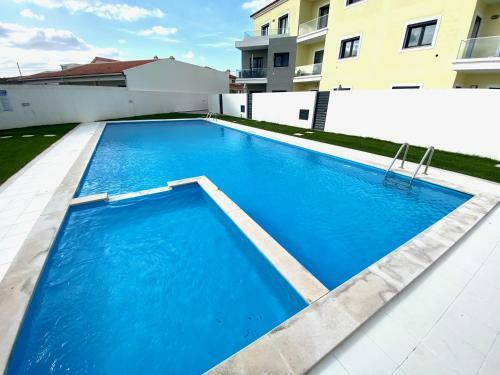 The Sunny Dune - Luxury Apartment W/ Pool & Private Terrace