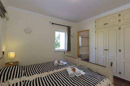 Luxurious Villa With Beautiful See Views & Spacious Garden