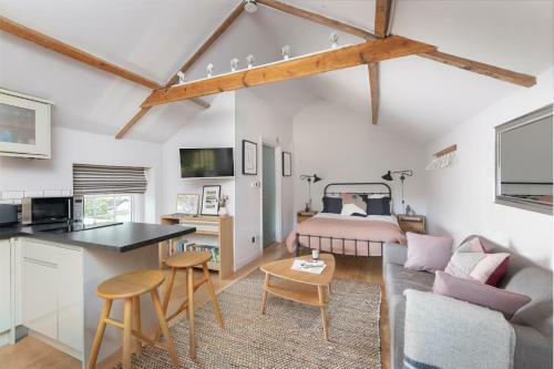 The Hayloft By Black Door Stays