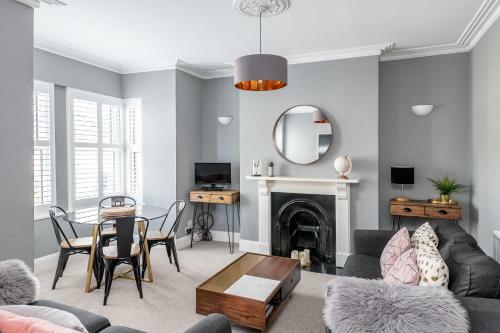 Apartamento Modern & Spacious 2 Bedroom Maisonette
