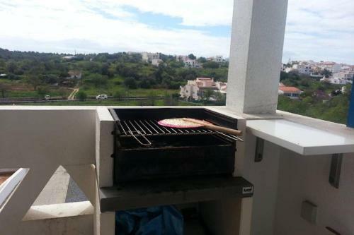 T2 Ferragudo Cosy Beach Apartment