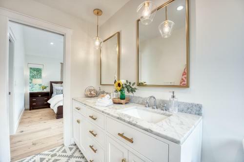 727 Sonrisa St Home