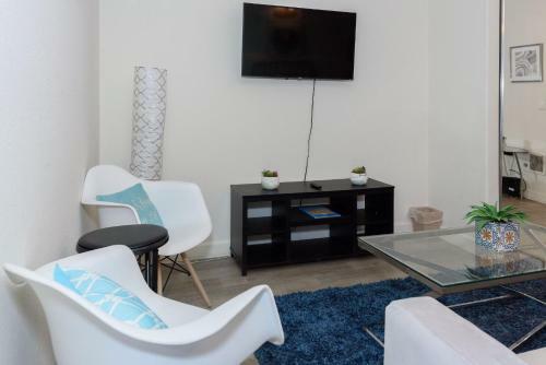 Apartamento Sunny Studio 9 Mins Walk To Del Mar Shores Beach