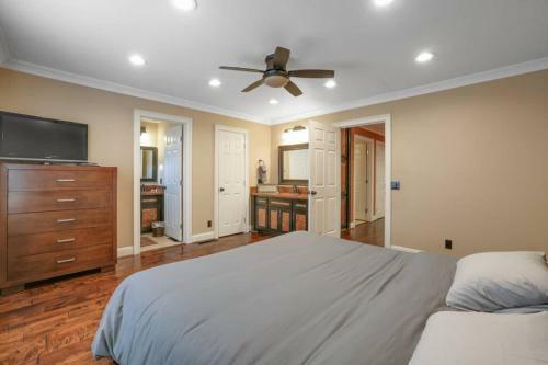 Luxurious Escape-double Masters/gourmet Kitchen