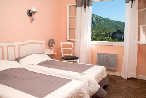 Hotel H�tel Les Hauts De Mour�ze