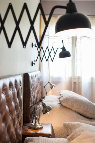 Hotel H�tel Les Hauts De Mour�ze