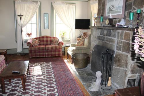 Posada Stone Hearth Inn & Tavern