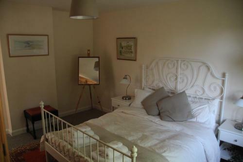 Lodge Spacious Home In Bath, Nature And City!