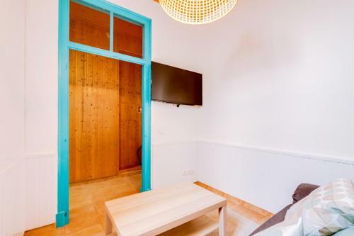 Trem - Located In Old City - Faro