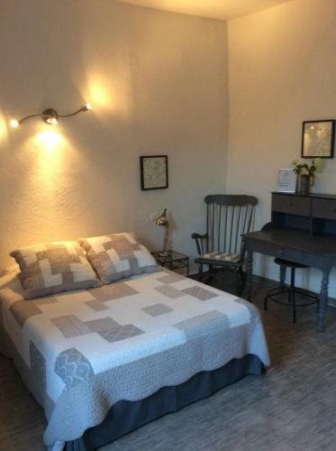Hotel La Petite Auberge De Lussan