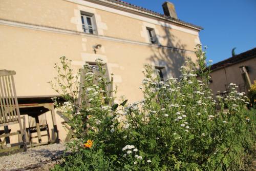 Hostal Les Grandes Maisons