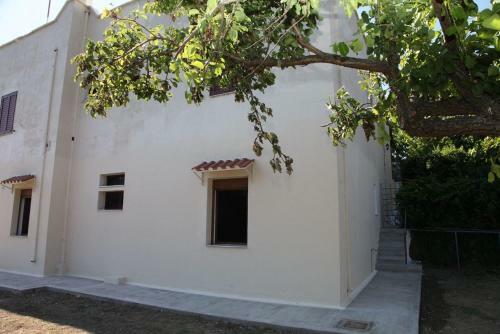 Hellenick House