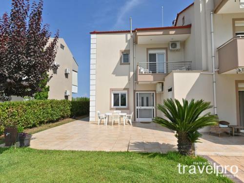 Villa Iris By Travelpro Services- Agios Mamas Beach