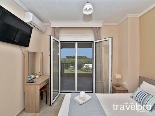 Villa Iris By Travelpro Services- Agios Mamas Beach