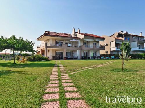 Villa Iris By Travelpro Services- Agios Mamas Beach