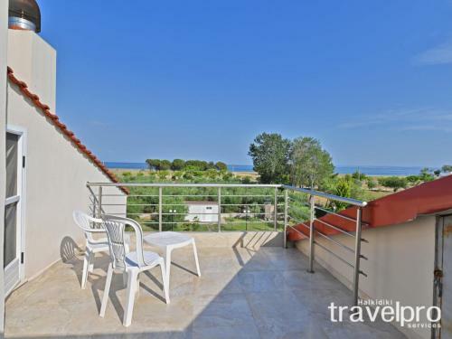 Villa Iris By Travelpro Services- Agios Mamas Beach