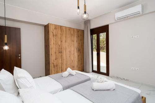 Villa Karouzo - With Private Pool