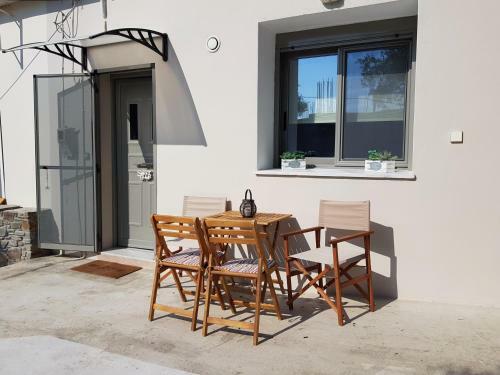 Colimbos Accommodation, 2 Min From The Beach