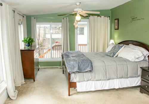 Villa Pet Friendly! By Uccs,hike, A/c, Grill & Firepit