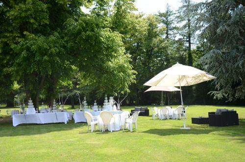 Hotel H�tel La Ferri�re